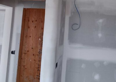 Finish-First-Drywall-around-corner-near-doorway